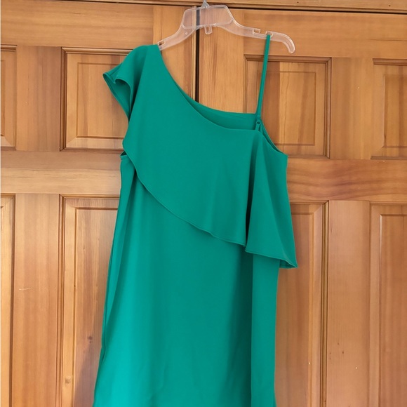 TCEC Green One Shoulder Ruffle Mini Dress - Picture 3 of 4